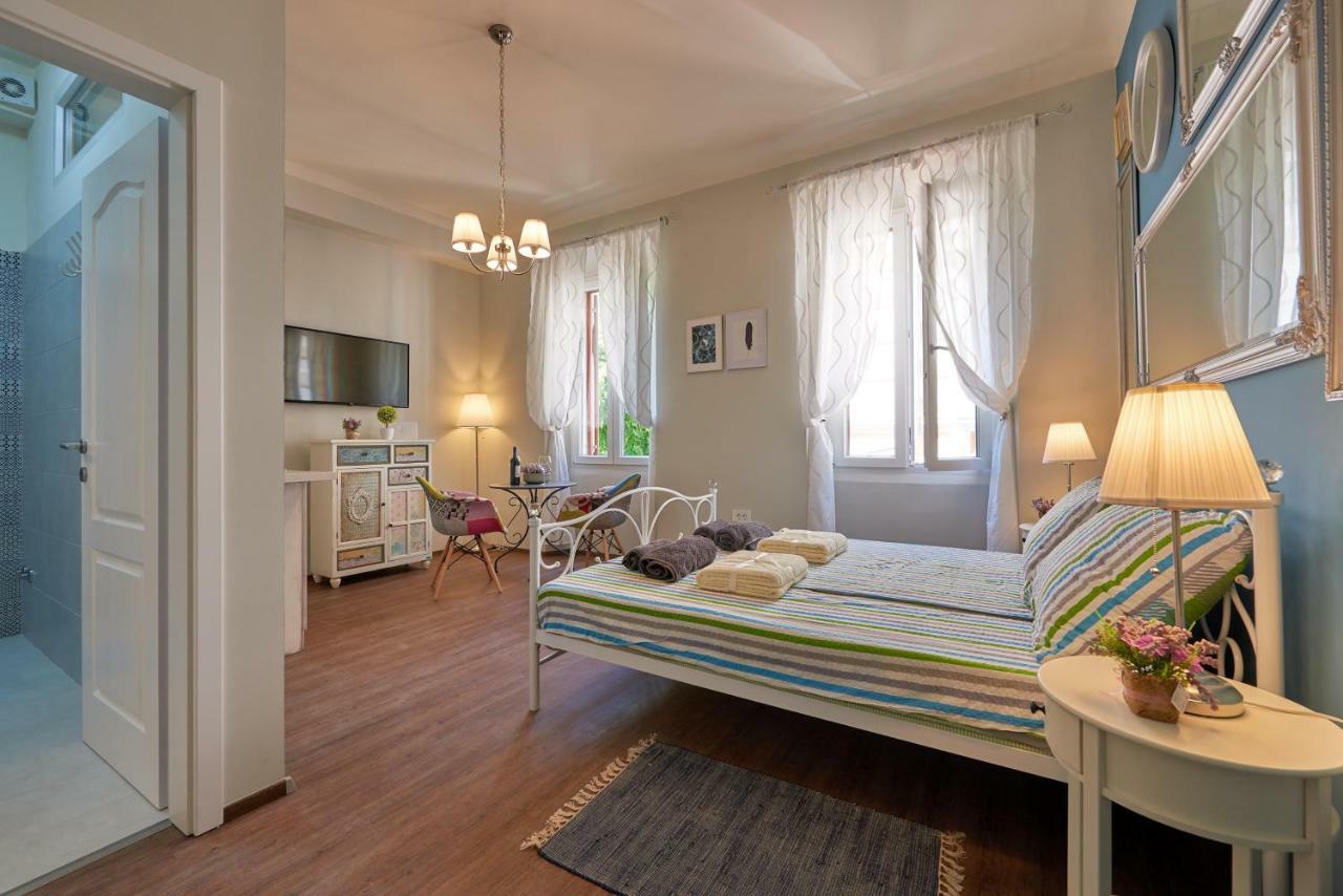 Old City Romanitic Studios 1 With Free Private Parking Pula Luaran gambar